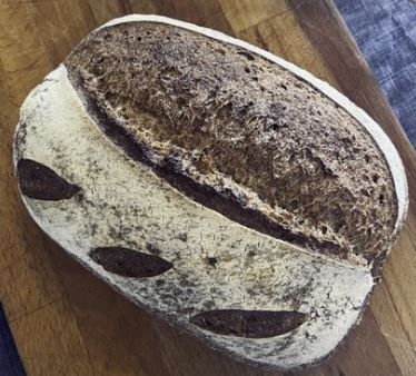 Pa d'espelta, 750g aprox Guineu