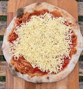 Pre pizza amb formatge Guineu